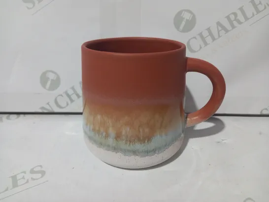 SASS & BELLE MOJAVE GLAZE BROWN MUG