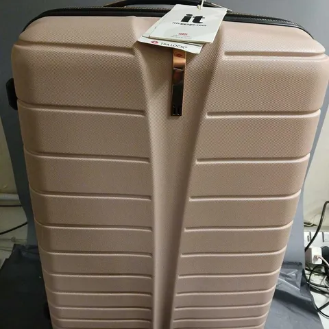 IT LUGGAGE FASCINATE SUITCASE IN PINK