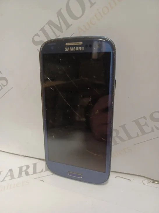 SAMSUNG I9300 GALAXY S3 SMARTPHONE