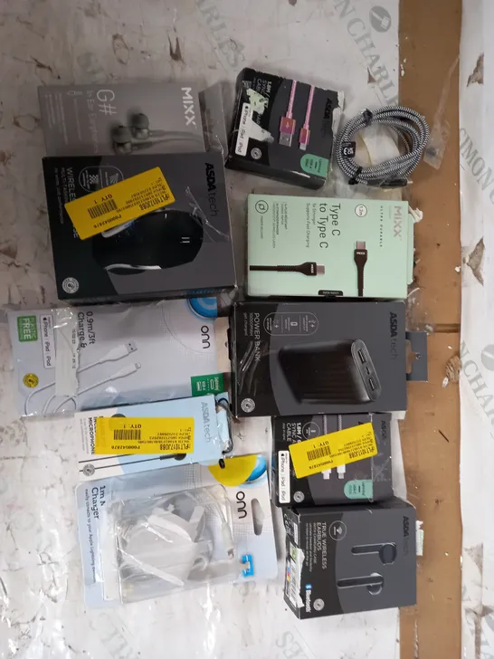 LOT OF 11 TO INCLUDE MIXX EARPHONES, ONN CHARGING CABLE, ECT.