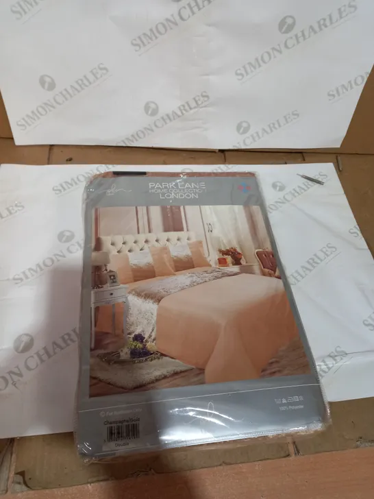 PARK LANE HOME COLLECTION LONDON INCLUDING DUVET COVER AND 2 PILLOW CASES 