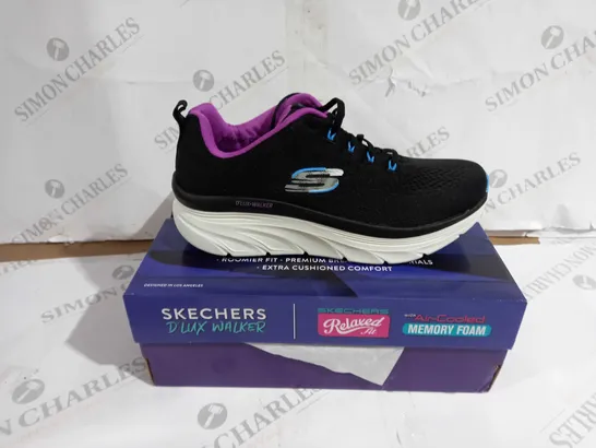 BOXED PAIR OF SKECHERS D'LUX WALKER SHOES BLACK/PURPLE UK SIZE 6