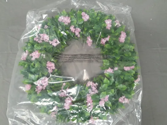 BOXED GARDEN REFLECTIONS PRE-LIT DECORATIVE WREATH - PINK