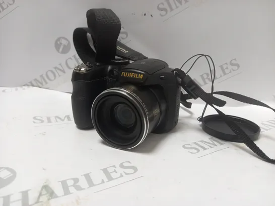 BOXED FUJIFILM FINEPIX S2800HD CAMERA