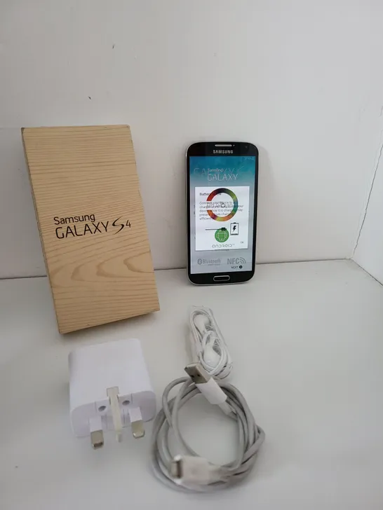 BOXED SAMSUNG GALAXY S4 16GB ANDROID SMART PHONE