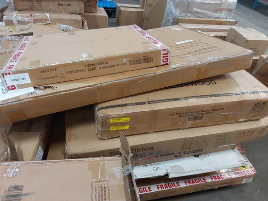 PALLET OF ASSORTED FURNITURE PARTS