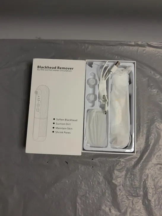 BOXED UNBRANDED BLACKHEAD REMOVAL DEVICE