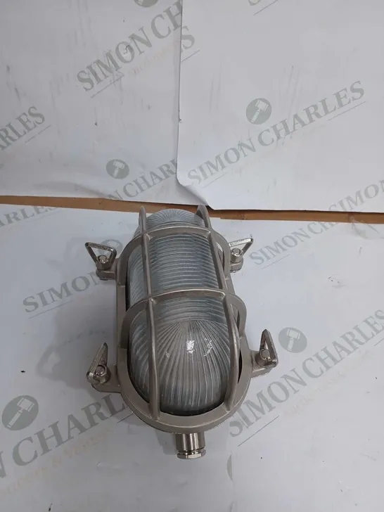 OVAL BULKHEAD WALL LIGHT 