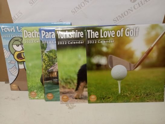 LOT OF 10 ASSORTED CALENDERS - 2022 TO INCLUDE THE LOVE OF GOLF, YORKSHIRE TERRIER PUPPIES, PARADISE, ETC