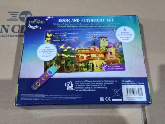 LOT OF 8 BRAND NEW DISNEY ENCANTO BOOK AND FLASHLIGHT SETS