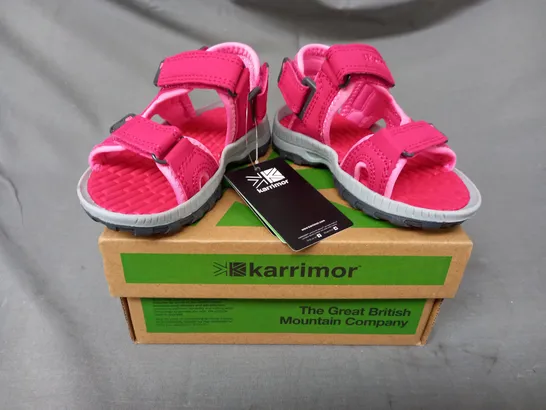 BOXED PAIR OF KARRIMOR KIDS OPEN TOE SANDALS IN RASPBERRY/PINK UK SIZE 6