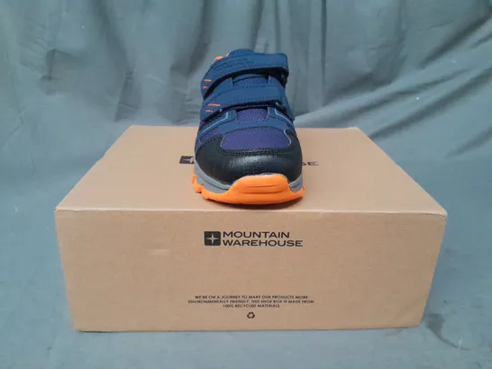 BOXED PAIR OF MOUNTAIN WAREHOUSE CANNONBALL KIDS ADAPTIVE WALKING SHOES IN DARK BLUE SIZE UK 1