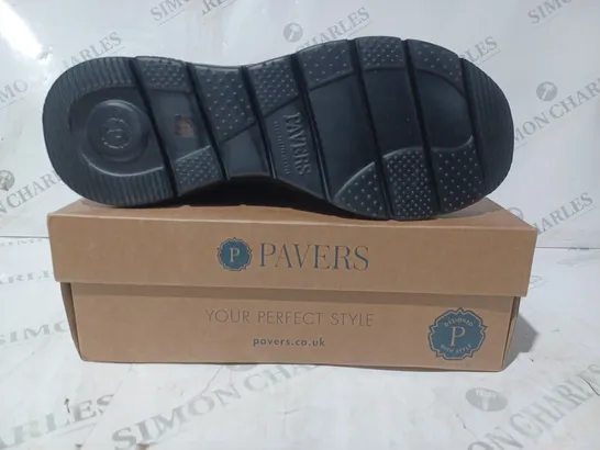 BOXED PAIR OF PAVERS SLIP-ON SHOES IN BLACK UK SIZE 10