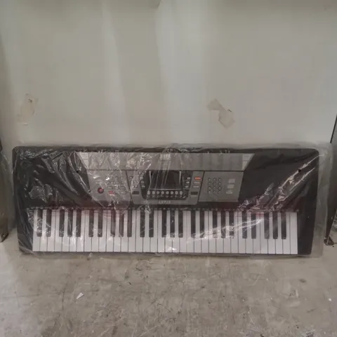 BOXED AXUS 61 KEY ELECTRONIC KEYBOARD 