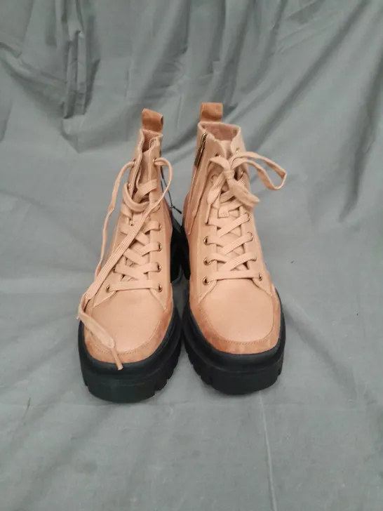 VIONIC LADIES TOFFEE WATERPROOF LACE UP HIKING BOOTS SIZE 5