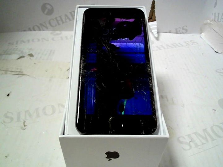 6 (A1586) SMARTPHONE - CAPACITY UNKNOWN 3185908-Simon Charles Auctioneers