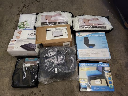 PALLET OF A LARGE QUANTITY OF ASSORTED ITEMS TO INCLUDE COMFORTABLE GEL SEAT CUSHION, INOFIA GRAPHENE MEMORY FOAM PILLOW AND ANALIN GOOSE DOWN AND FEATHER LUXURY DUVET