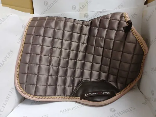 LEMIEUX CLOSE CONTACT SADDLE PAD