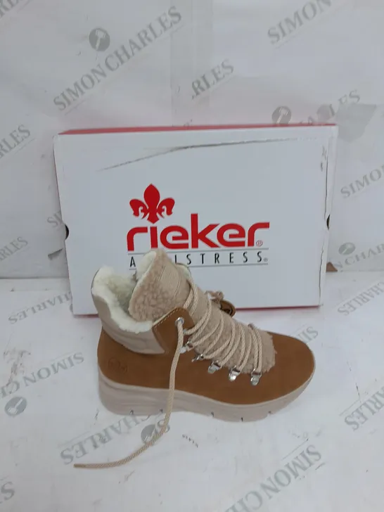 BOXED RIEKER CHUNKY BOOT IN BROWN SIZE 4