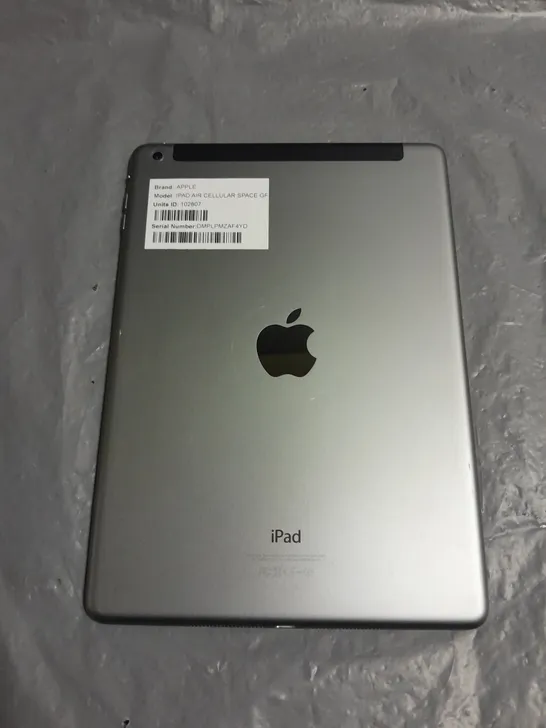 UNBOXED APPLE IPAD AIR CELLULAR IN SPACE GRAY - A1475