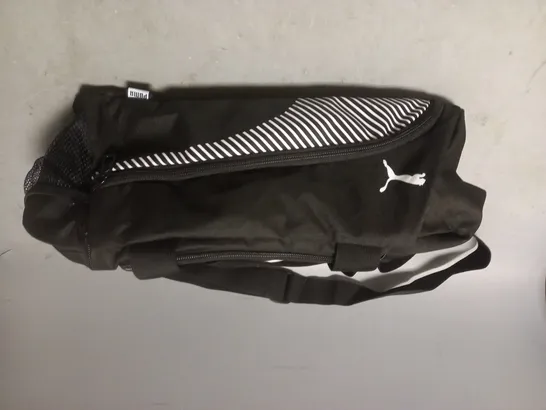 PUMA FUNDAMENTALS BLACK SPORTS BAG 