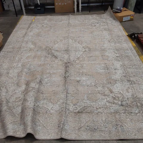 BEIGE DISTRESSED TRADITIONAL RUG // 280 X 380CM