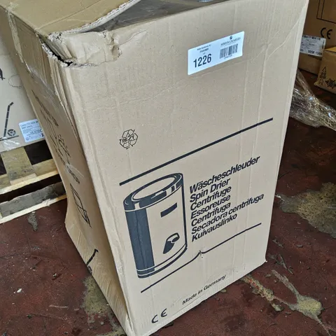 BOXED THOMAS SPIN SDRYER Model 2800SD WHITE