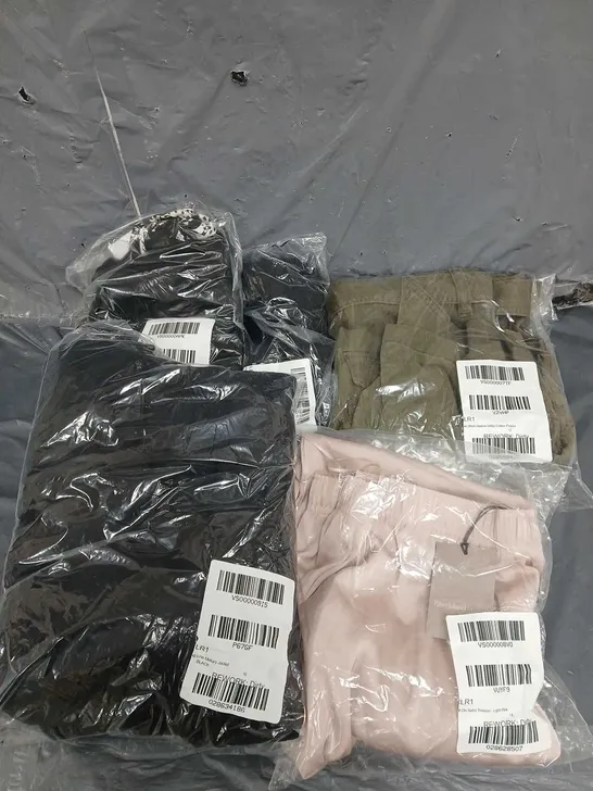 LOT OF 5 ASSORTED CLOTHING ITEMS TO INCLUDE - SATIN TROUSER LIGHT PINK 14 - UTILITY COTTON PLAYSUIT KHAKI 12 - SQUARE NECK TEXTURED VEST 22-26 - ETC