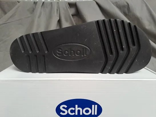 BOXED SCHOLL RAISED BLACK OPEN TOE SANDALS - SIZE 7