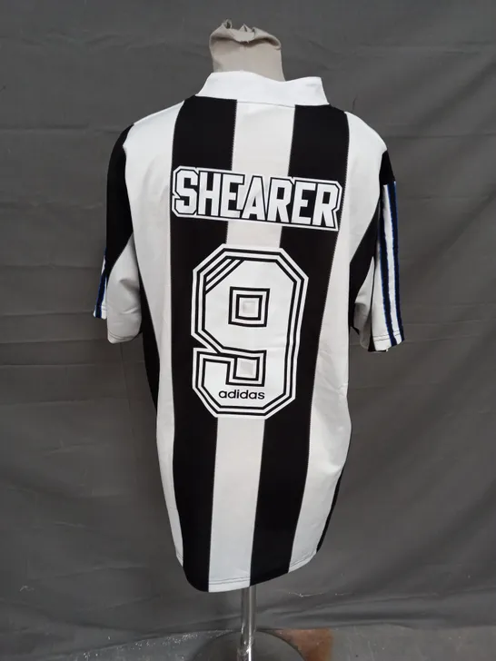 ADIDAS ALAN SHEARER NEWCASTLE FC FOOTBALL JERSEY IN BLACK AND WHITE SIZE XL