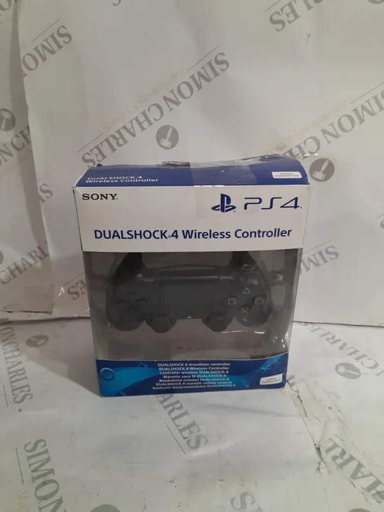 PS4 DUALSHOCK WIRELESS CONTROLLER 