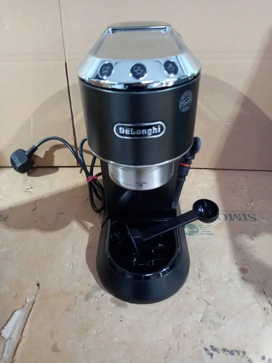 DELONGHI COFFEE MACHINE 