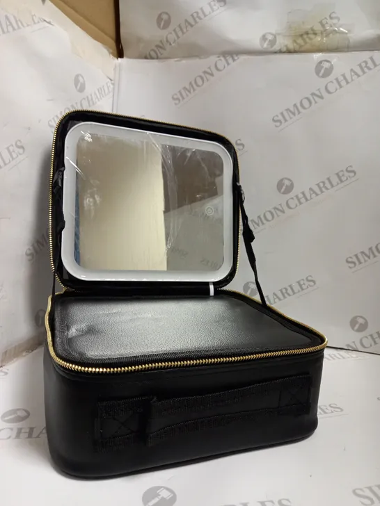 BOXED MON AMI LED FILL LIGHT MIRROR COSMETIC BAG. 