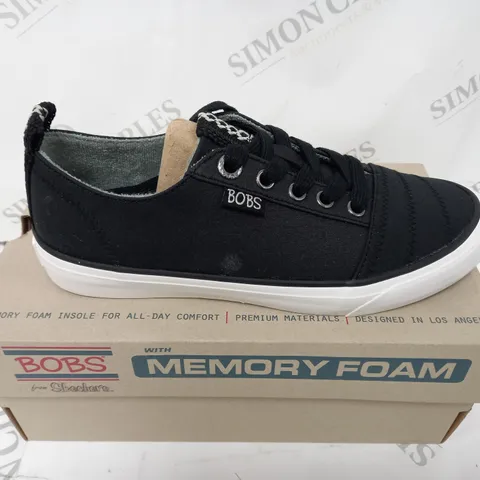 BOXED PAIR OF SKECHERS BOBS SHOES BLACK UK SIZE 3