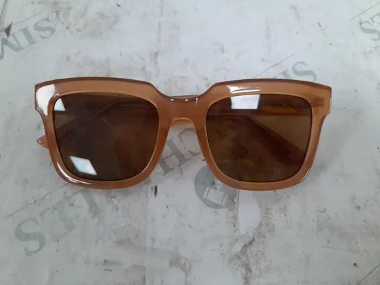 BOXED RUTH LANGSFORD SUNGLASSES IN TAN