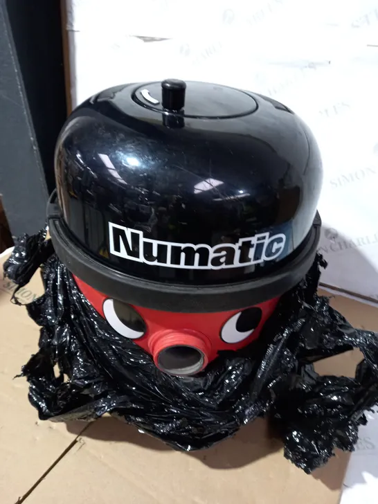 NUMATIC INTERNATIONAL HENRY HOOVER HVR200