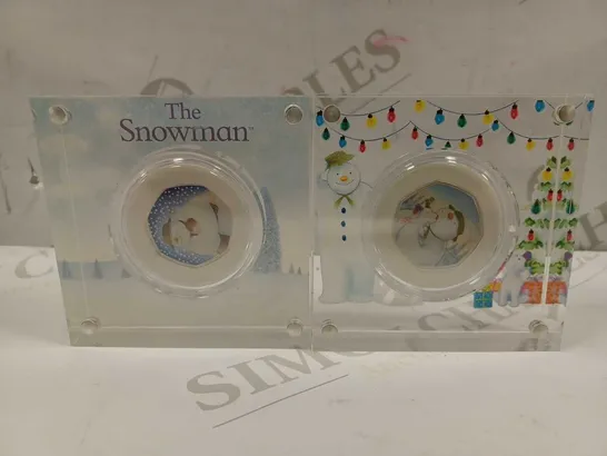 LOT TO CONTAIN 2 X ASSORTED THE ROYAL MINT 'THE SNOWMAN' & 'THE SNOWMAN & THE SNOWDOG' ASSORTED 50P PROOF COINS 