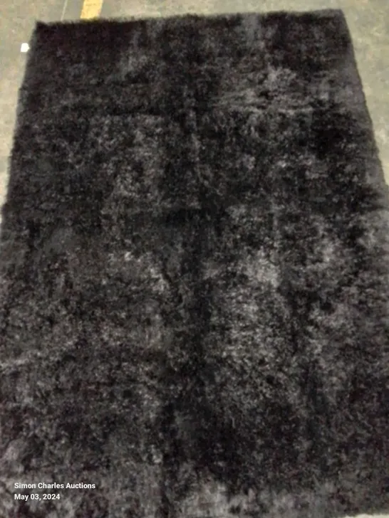 SHAGGY BLACK RUG SIZE 160X230