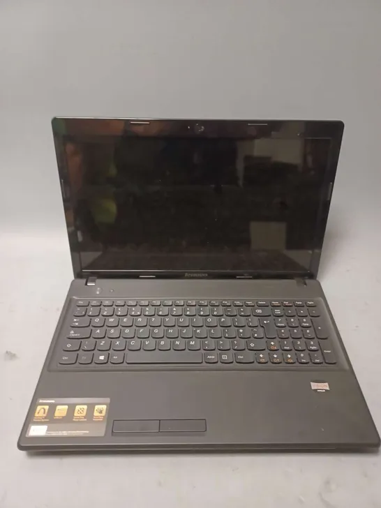 LENOVO LENOVO G585 2181 - 15.6" - E1-1200 - WINDOWS 8 - 4 GB RAM - 1 TB HDD