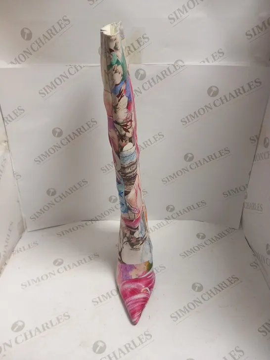 BOXED NASTY GAL WIDE FIT ANIME PRINT KNEE HIGH STILETTO BOOT SIZE 5