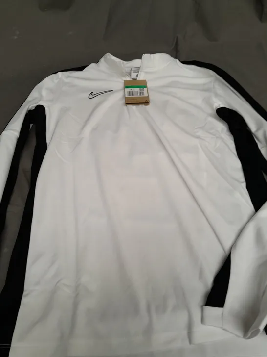 NIKE DRI FIT QUARTER ZIP TOP - XL KIDS