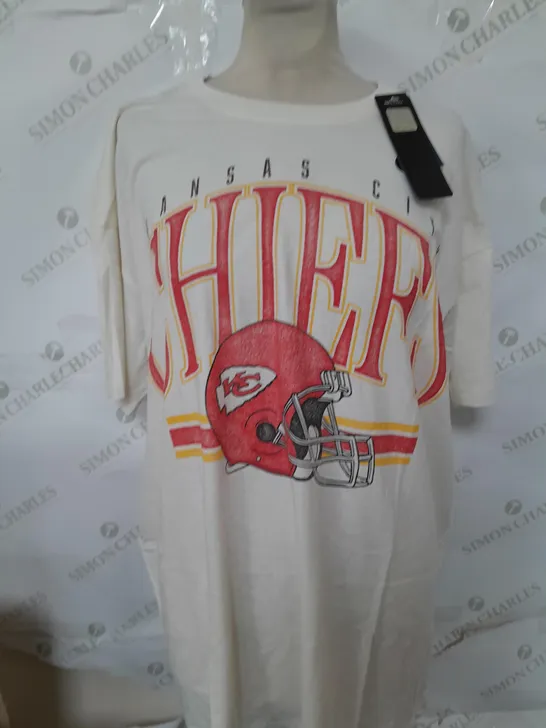 HOLLISTER & NFL LOGO TSHIRT - SIZE LARGE