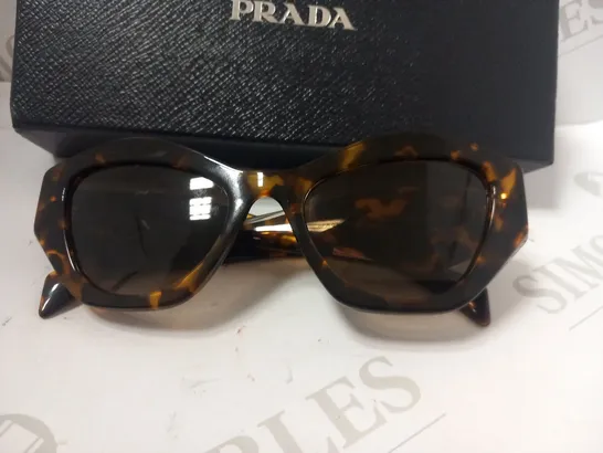 BOXED PRADA CAT EYE SUNGLASSES