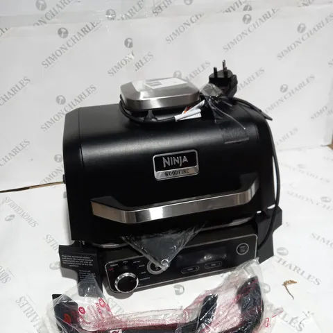 NINJA WOODFIRE ELECTRIC BBQ GRILL & SMOKER OG701UKQ