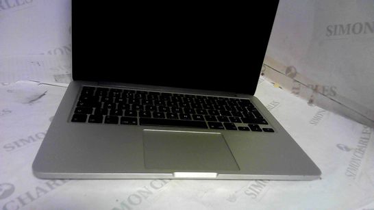 MACBOOK PRO CORE I5 128GB (SILVER)