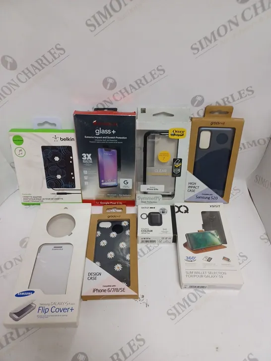 APPROXIMATELY 30 ASSORTED SMARTPHONE ACCESSORIES TO INCLUDE CASES, CHARGERS, SCREEN PROTECTORS ETC 