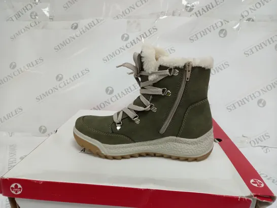 BOXED PAIR OF RIEKER ANTISTRESS WATER RESISTANT WARM HIKING BOOTS IN KHAKI - SIZE 5