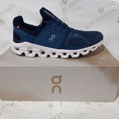 BOXED PAIR OF ON CLOUDSWIFT SHOES IN NAVY UK SIZE 10