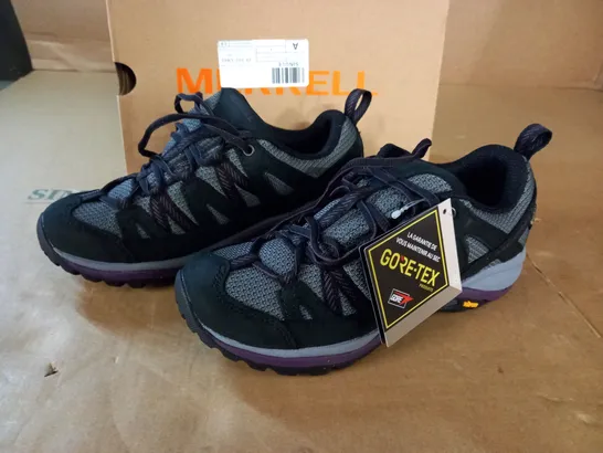 PAIR OF MERRELL SIREN SPORT 3 GTX WOMENS TRAINERS - UK 4