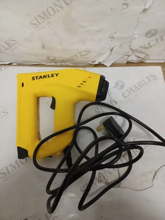 STANLEY ELECTRIC STAPLE GUN 